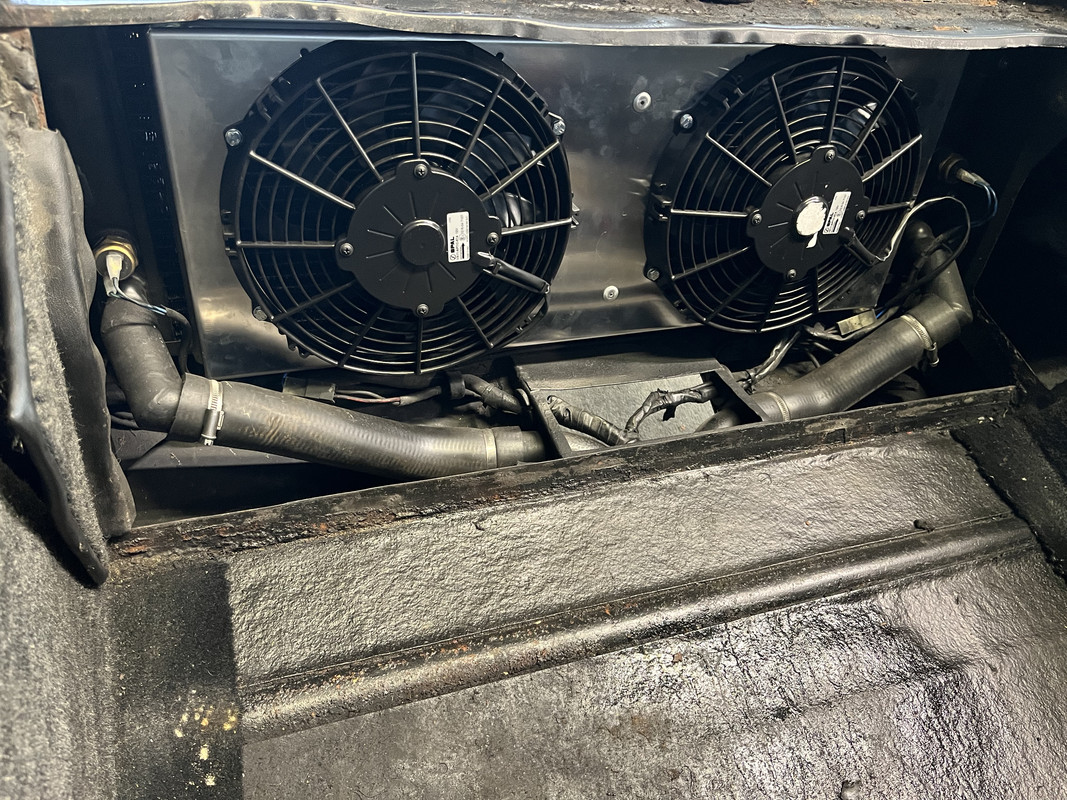 653B19F2-D0D6-47B8-B2BD-E2C46C7EB3B5