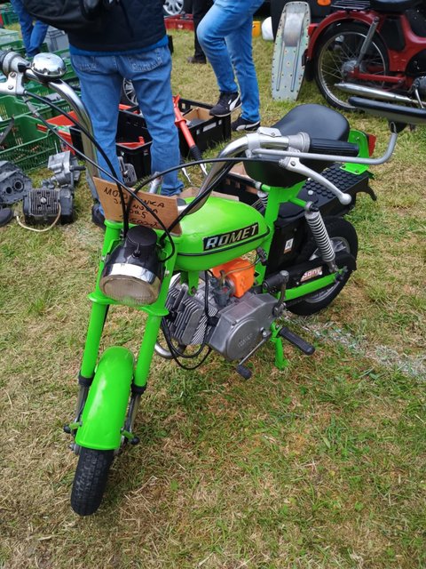 9a1bf1ef-1e2e-4300-ab05-bdecb016a6e2