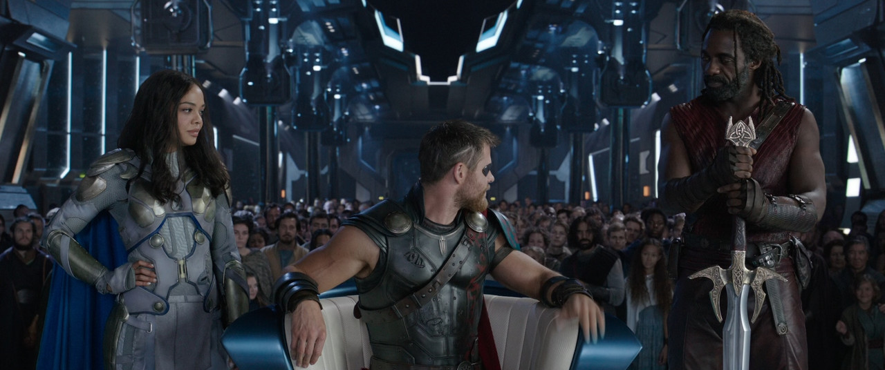 Thor - Ragnarok (2017).mkv_snapshot_02.00.05_[2018.02.23_01.01.1