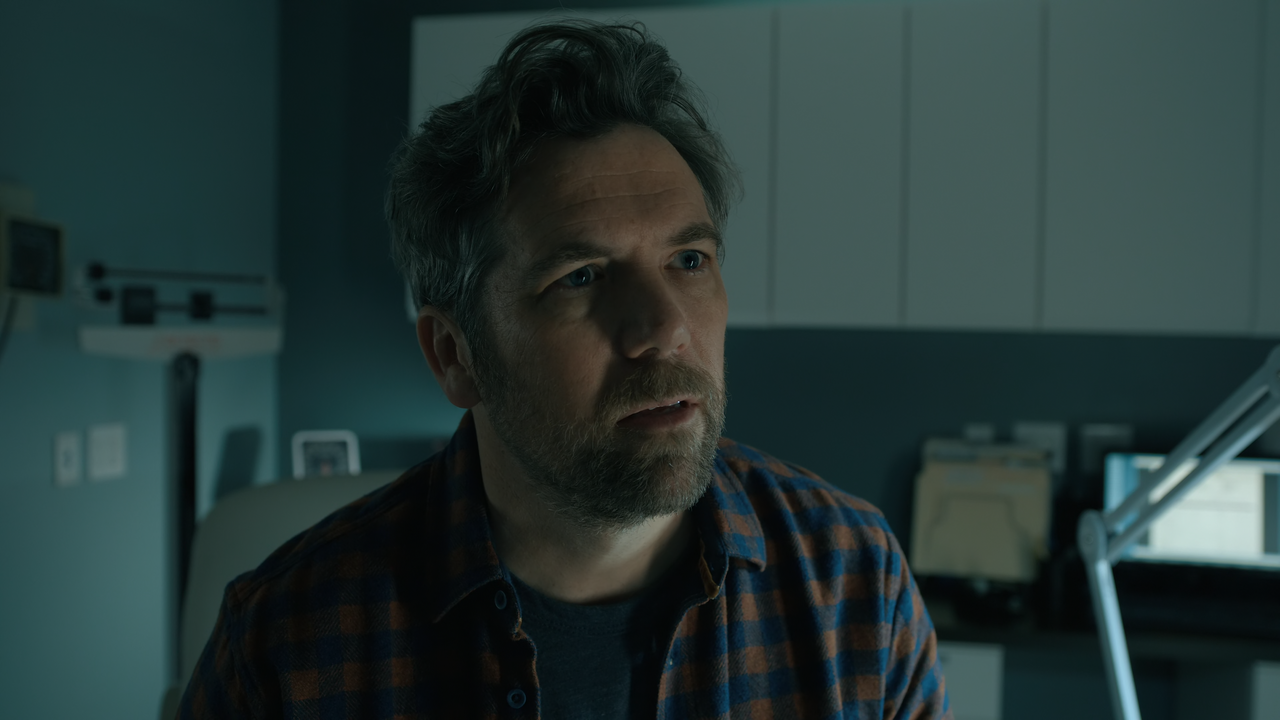 Evil.S04E02.How.to.Train.a.Dog.2160p.10bit.AMZN.WEB-DL.DDP5.1.HEVC-Vyndros.mkv_snapshot_28.52_[2024-