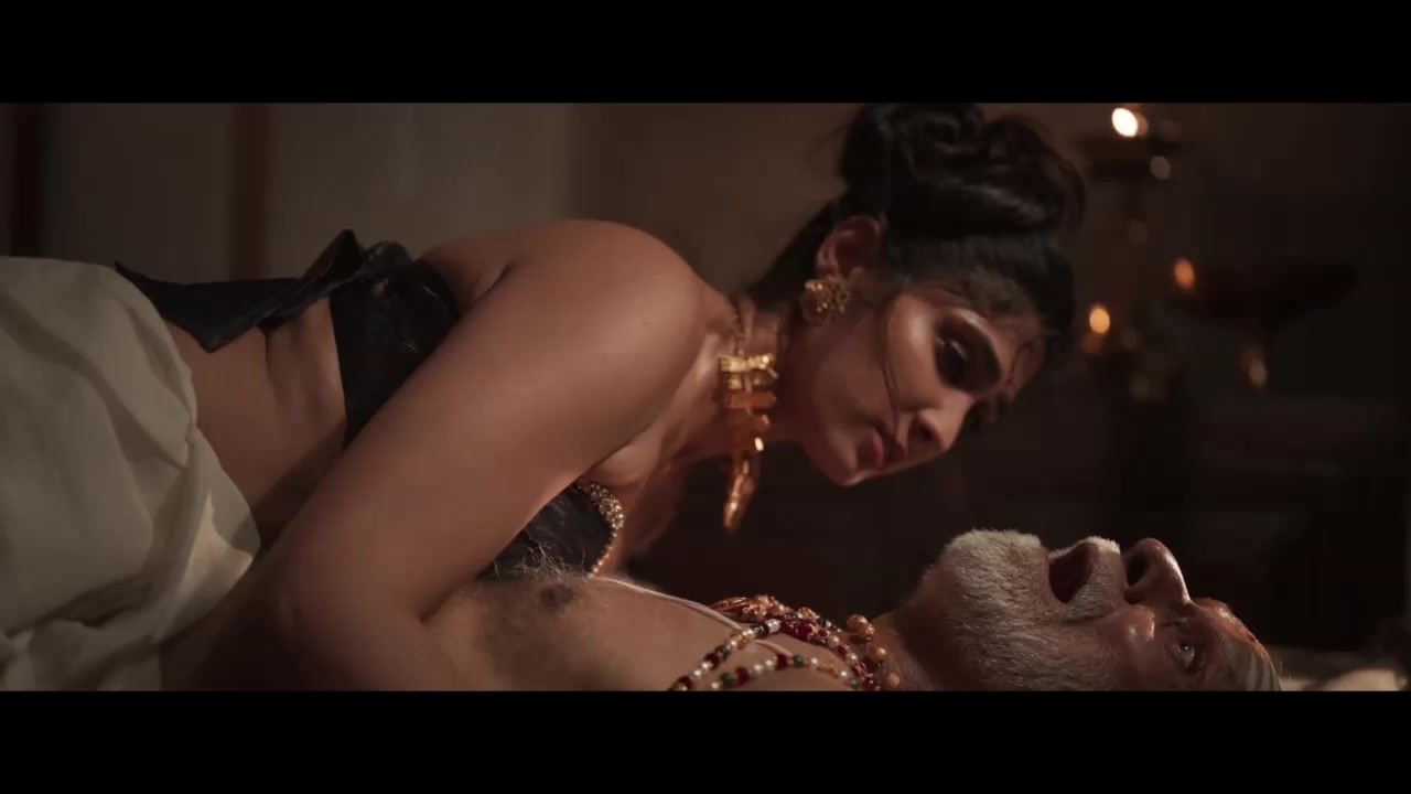 Deepti sati hot scene