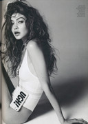 65086756-gigi-hadid-love-magazine-issue-17-3