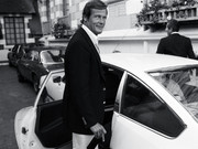 roger-moore-96