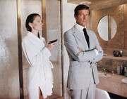 roger-moore-c70