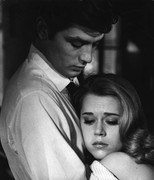 alain-delon-b81