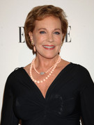 julie-andrews-md28