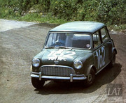 1963 International Championship for Makes - Page 2 63tf162-Mini-Cooper-J-Whitemore-P-Frere