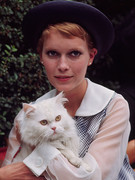 mia-farrow-b84