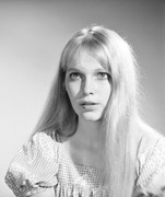 mia-farrow-c19