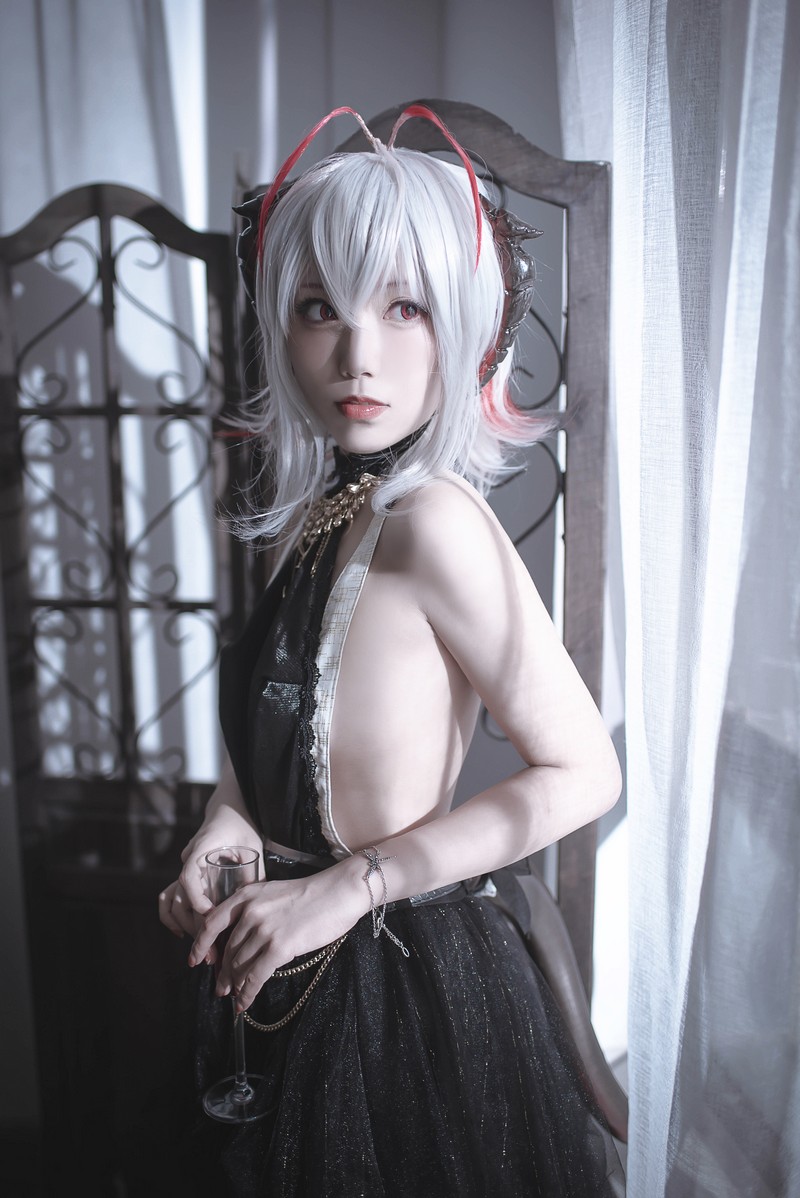 切切Celia 明日方舟 W 礼服 Cosplay 高清写真 20P插图6
