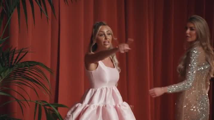 [Image: 4bdaxe39fo1s.jpg]