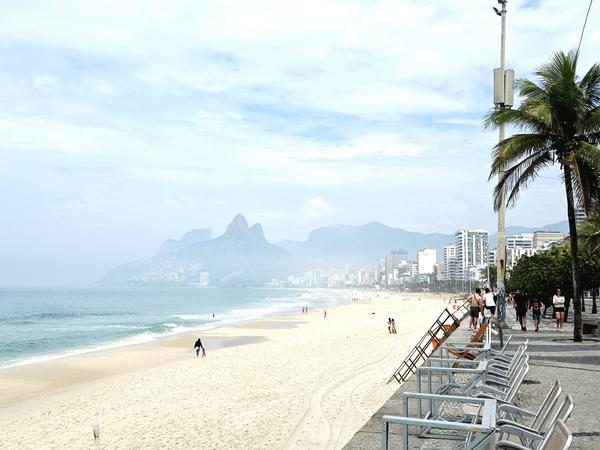 В джазе только девушки или аргентинско-бразильский калейдоскоп В джазе только девушки или аргентинско-бразильский калейдоскоп