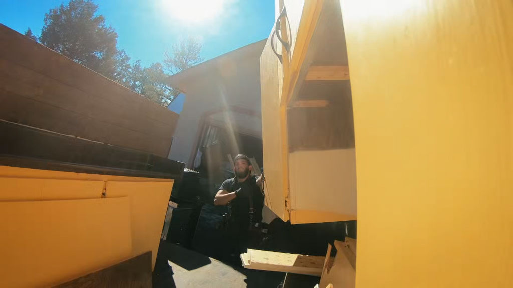 [Image: 126bbapg1sw-x.png]