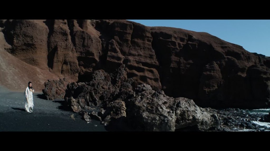 [Image: 0twnbojc700j.jpg]