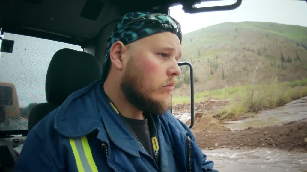 [Image: p5mclx8d10du.jpg]