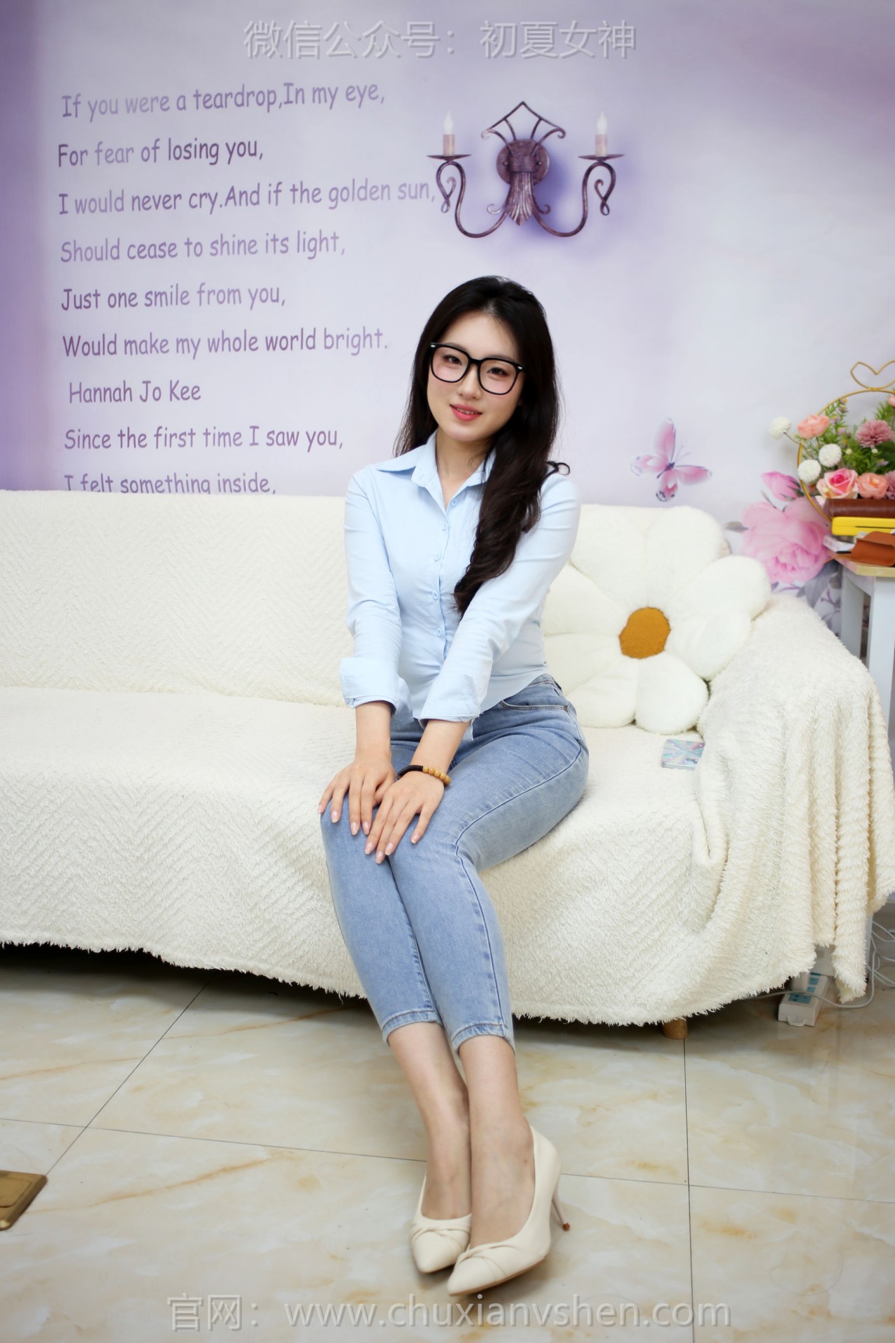 夏小小nude《初夏女神》写真，室内的，清新与优雅的双重享受插图2