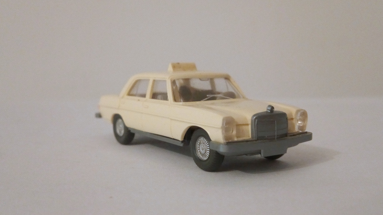 Macht (7901)