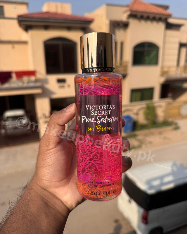 Victoria’s Secret Pure seduction in Bloom mist 250 ML