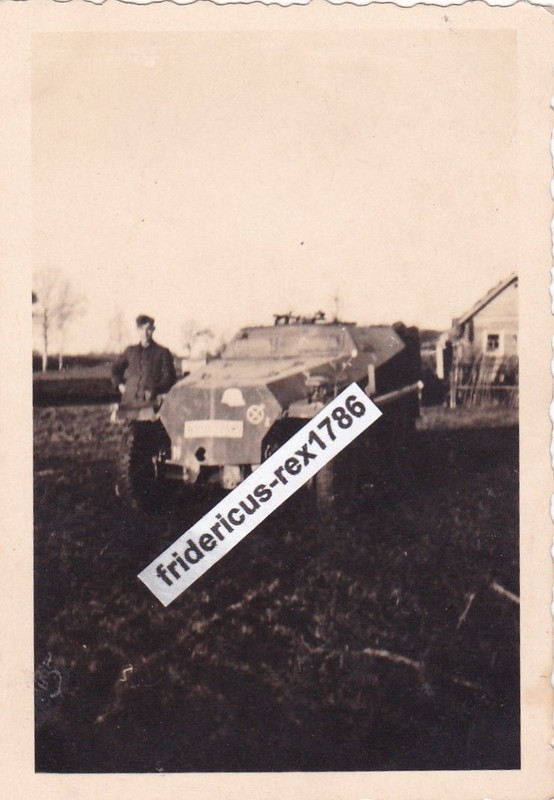 Foto StuG Sturmgeschütz Abt. GD Schützenpanzerwagen Sd.Kfz. 250 