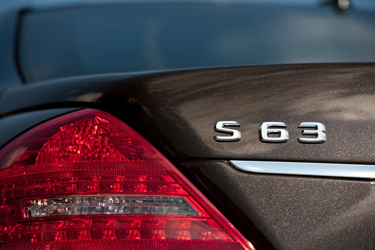 logo mb s63 amg