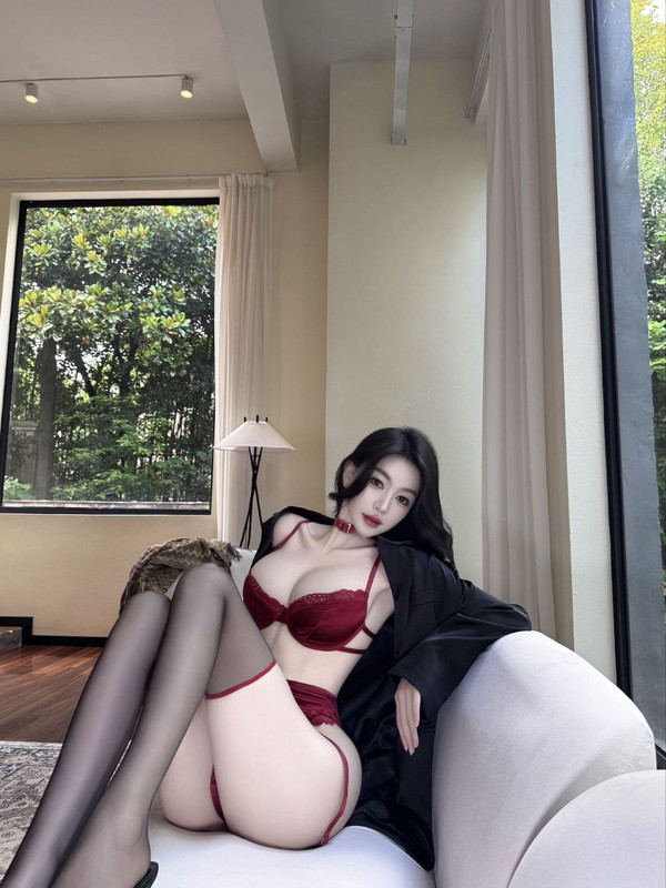 永康新市外送茶火辣身材雪乳御姐型實拍