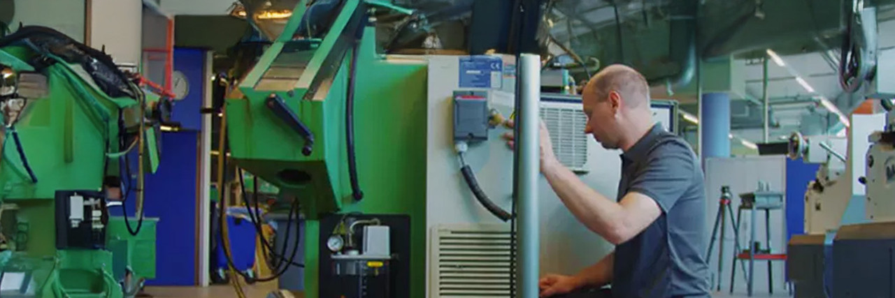 Monteur, Service Center Zevenbergschen Hoek