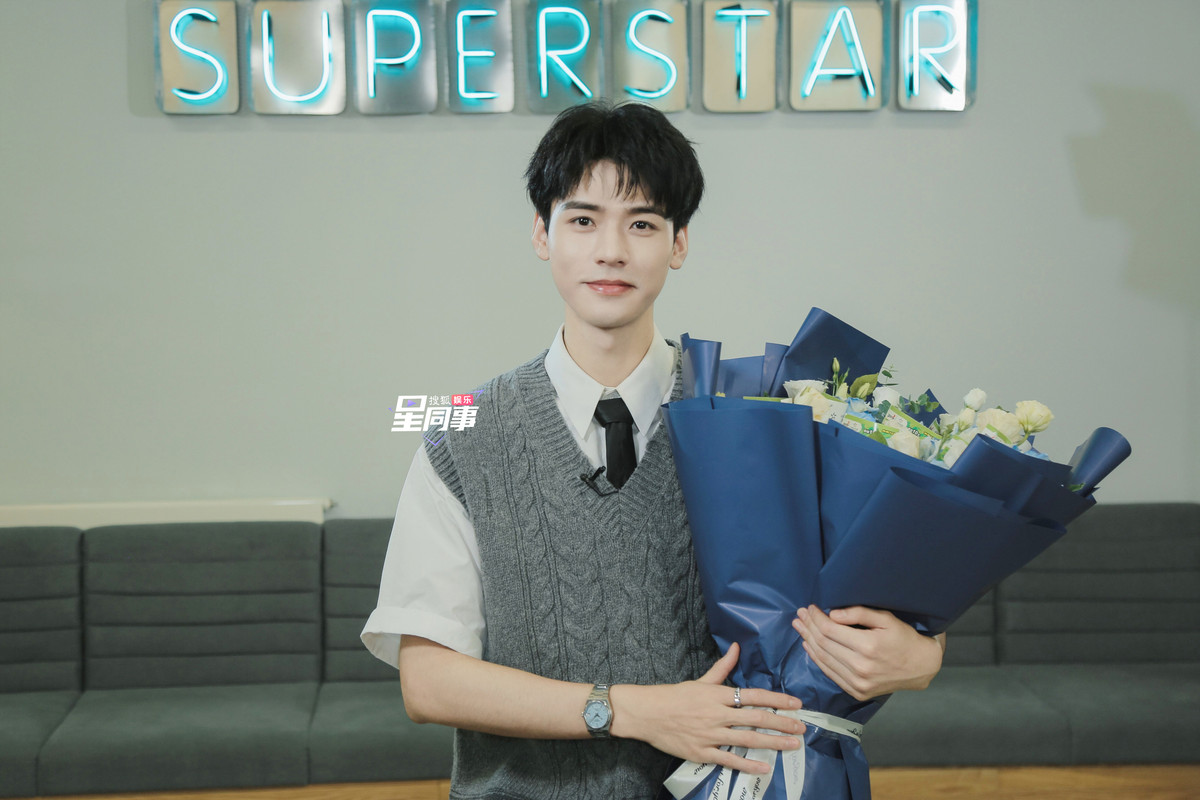 007JSRWsly1hghdkzgsnwj339c268hdu