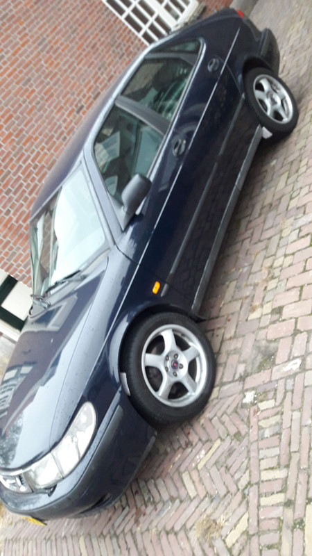 saab met nieuwe velgen