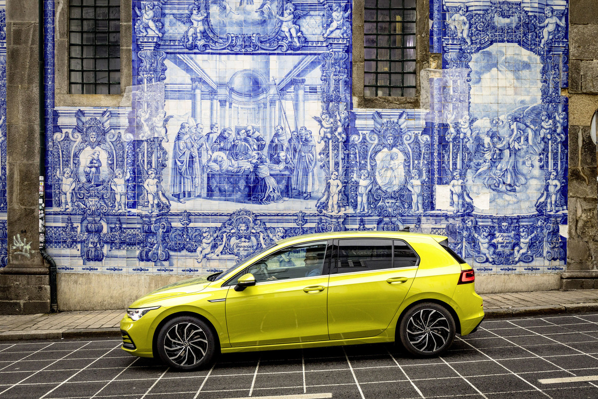 DB2019AU02047_overfull