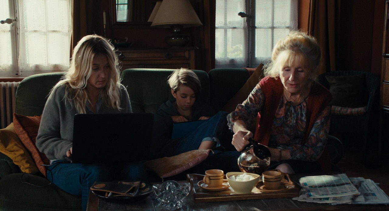 Quand.vient.l'automne.2024.FRENCH.1080p_00_17_18_00_103