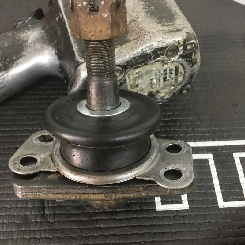 D6970B46-2A51-49D3-AC39-7A96D4C06933