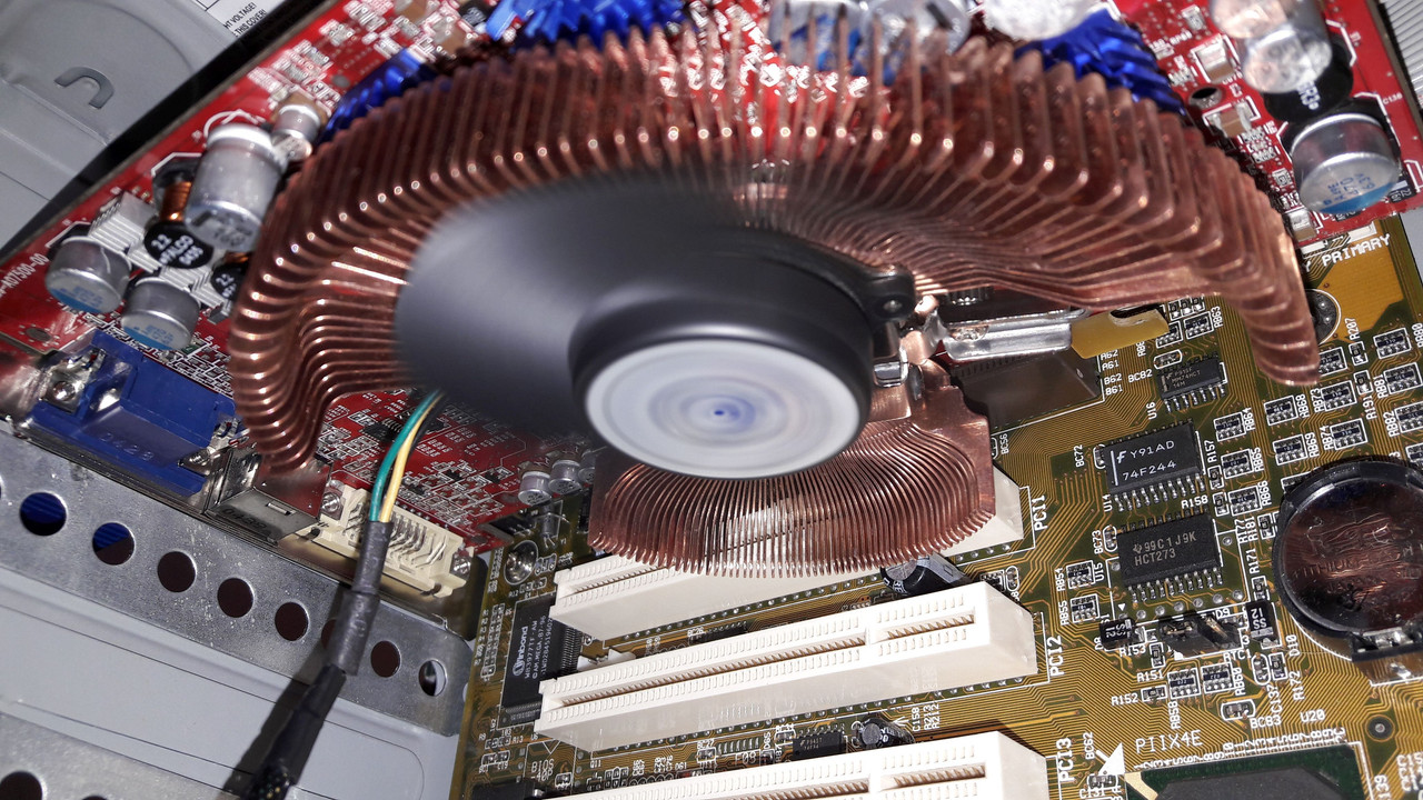 ATI9800PRO-ZLMVF700CU_67