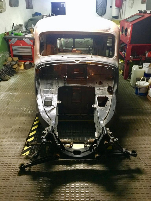 EDF67965-48F2-4288-96B8-F48086094C6E