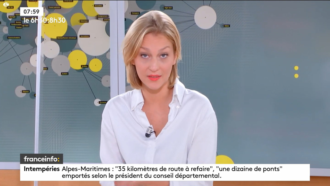 10.07 - 05.29.00 - 9h30. Entre JT, chroniques, invités et revues de p....ts_snapshot_01.36.18.508