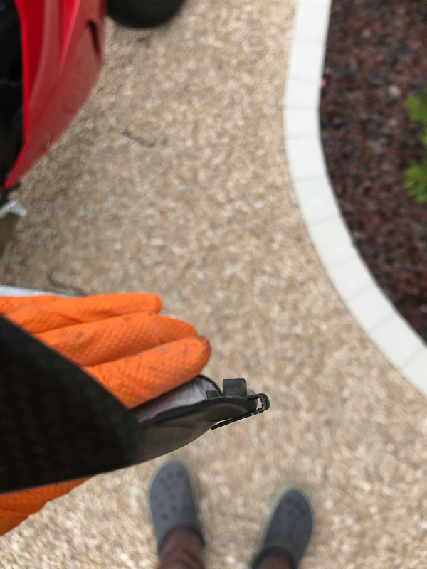 6AE4B3C7-CF1C-478B-AE54-2F007D038B58