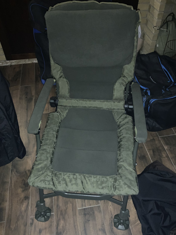 78B06D3E-BD7E-40F8-A5CA-A974369C1F88