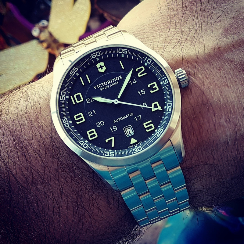 Victorinox Swiss Army AirBoss Mechanical #241508 (1)