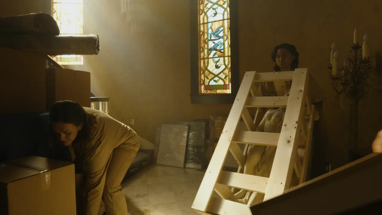 Better.Call.Saul.S06E01.Vino.e.rose.2160p.WEBMux.ITA.ENG.DDP5.1.x265-BlackBit[screenshot 1]