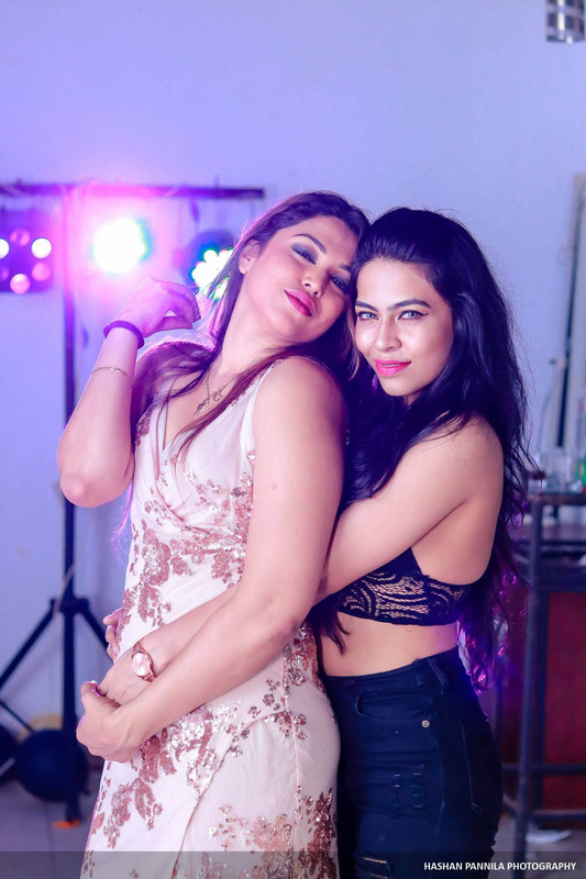 srilankanmodel_1543333415_9885329