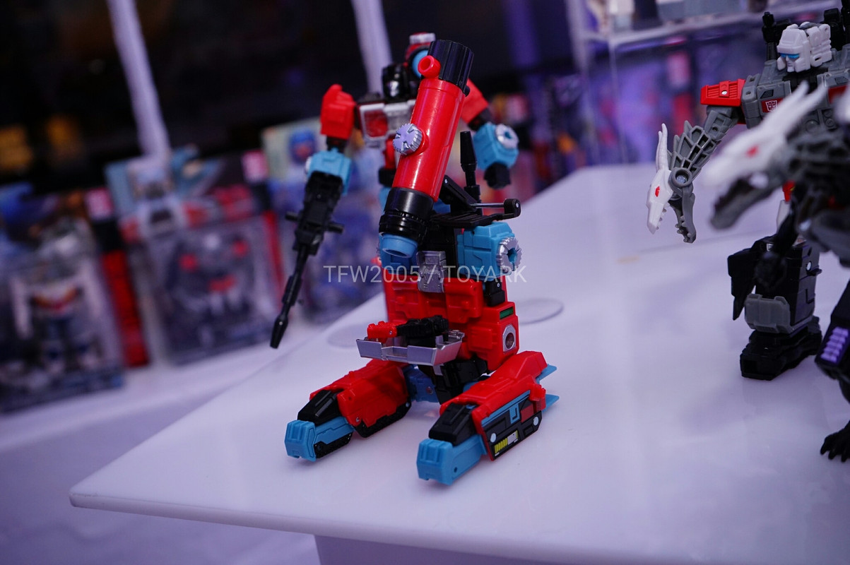 NYCC2016-Titans-Return-065