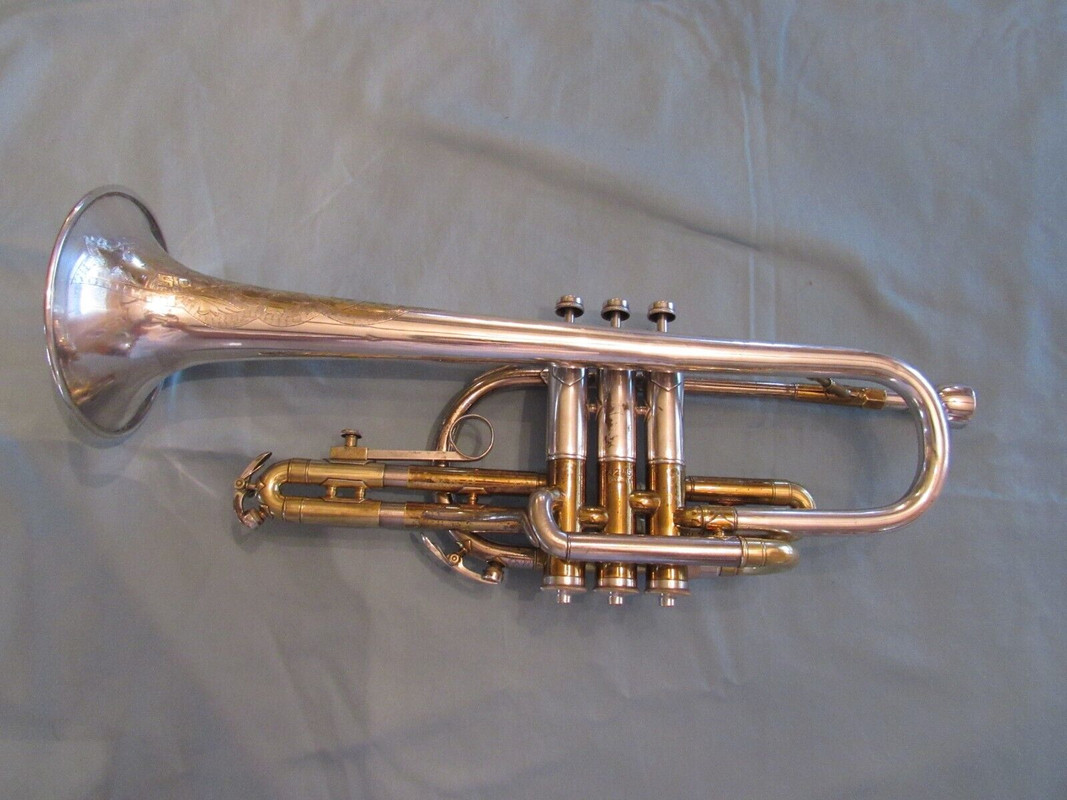 F. A. Reynolds 1942 60B Professional Cornet w Sterling Silver Bell Gold trim SN 3245 (7)