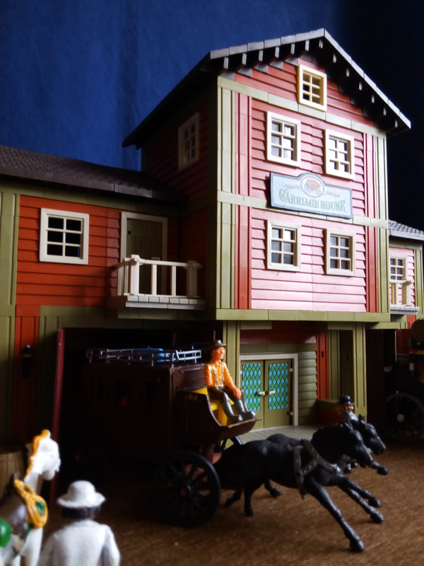 Carriage House 10