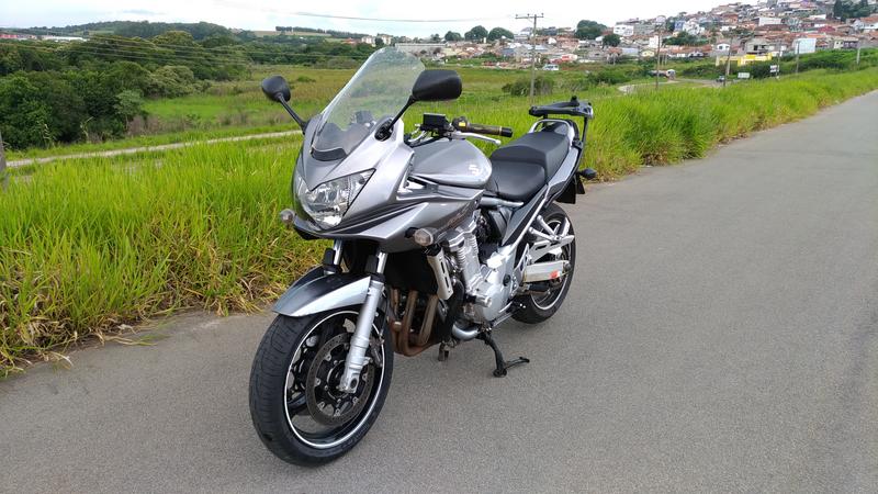 Vendo Suzuki Bandit 1250 S Prata 2009 - R$ 18.500,00 P-20171216-170702-v-HDR-Auto