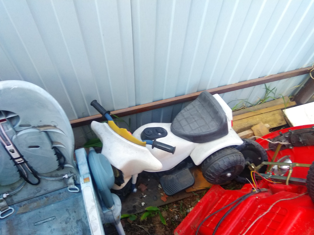 16229795962972104596393