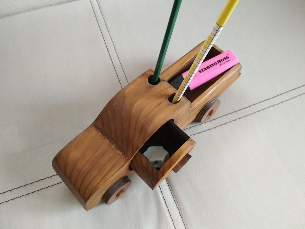 D85CDB10-B38E-4599-864D-949533EF5524