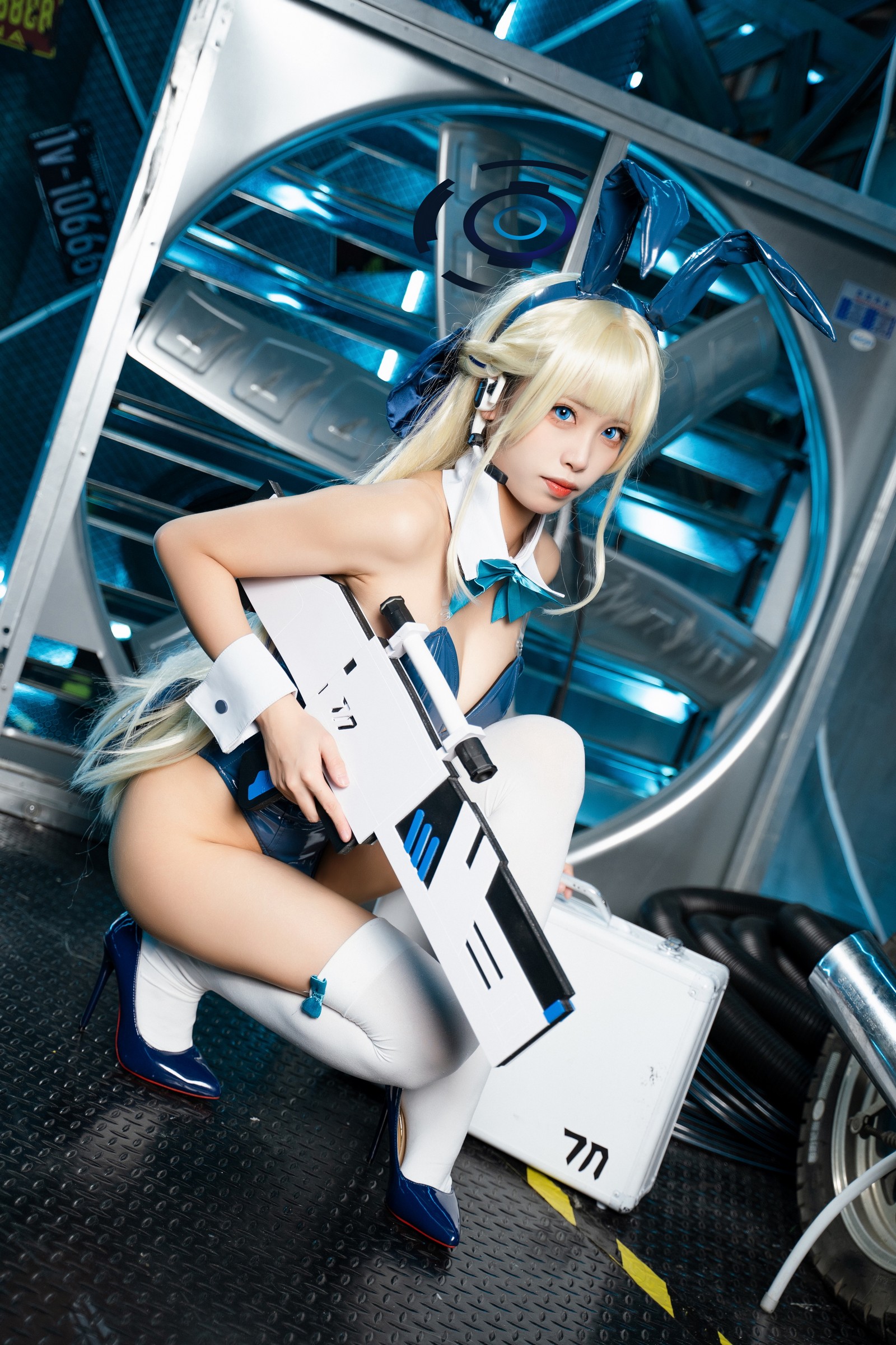 三無人型美女写真：飞鸟马时兔女郎战斗服 COS（60P／389.1M）插图3