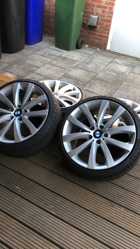 D34435B8-1919-4DD4-BED9-F403888472AD