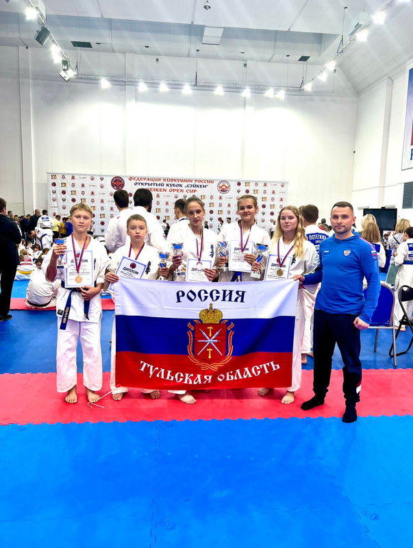 FF498A13-54E3-42CB-AA7D-EF5800FEDDEC