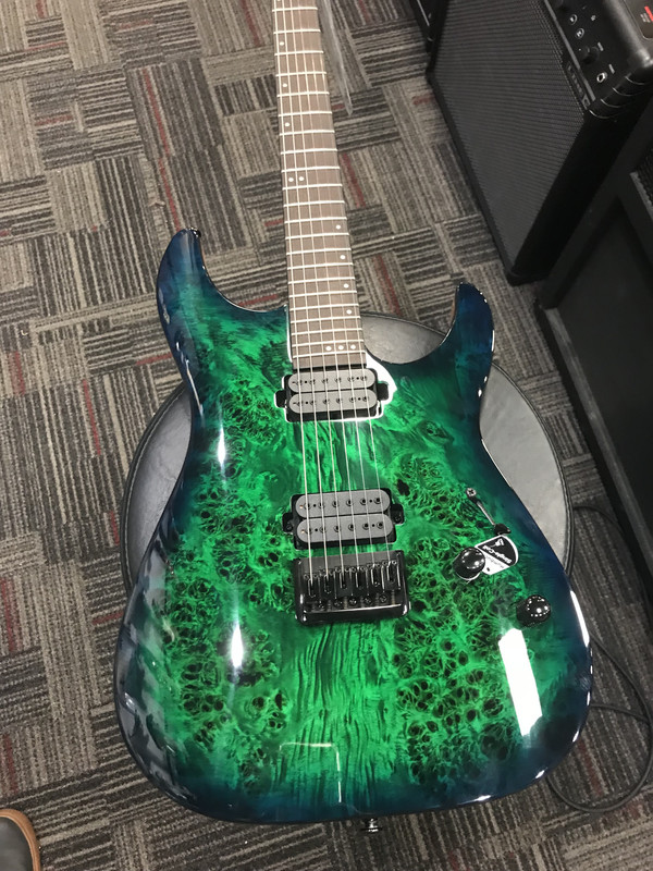 982361E3-E5FD-4BE4-A93E-A67BD764A93D