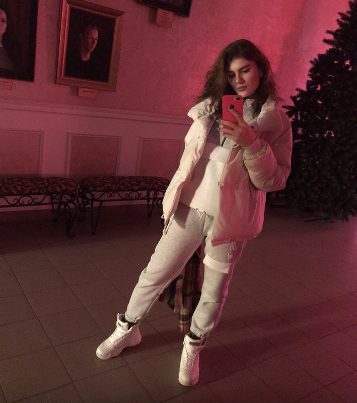 0B988A1B-8F6A-4702-8AB5-29241CAE4BC3